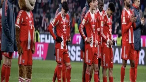 横滨1-0申花取胜，路易斯错失进球良机